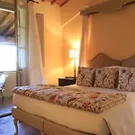 Relais Sant'elena Bed & Breakfast Bibbona