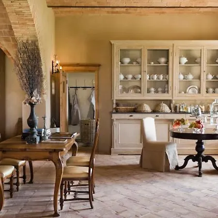 Relais Sant'elena Bed & Breakfast Bibbona